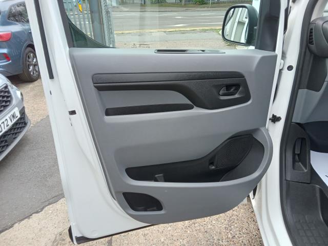 2021 Peugeot Expert 1400 2.0 Bluehdi 120 Professional Van (NU21VSX) Image 17