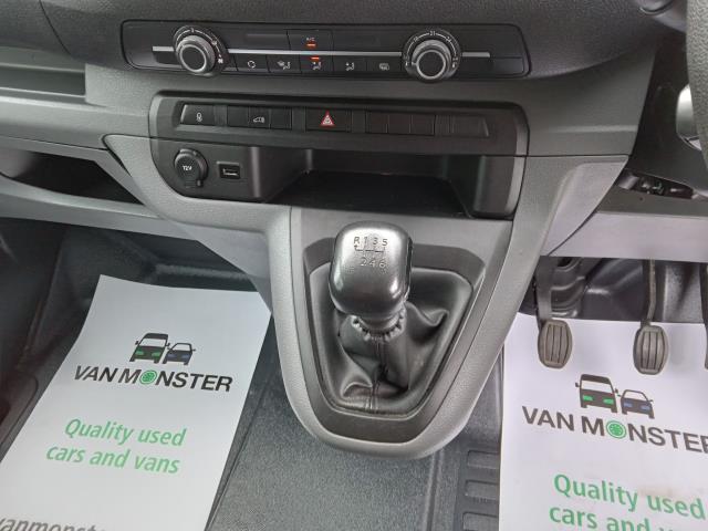 2021 Peugeot Expert 1400 2.0 Bluehdi 120 Professional Van (NU21VSX) Image 29