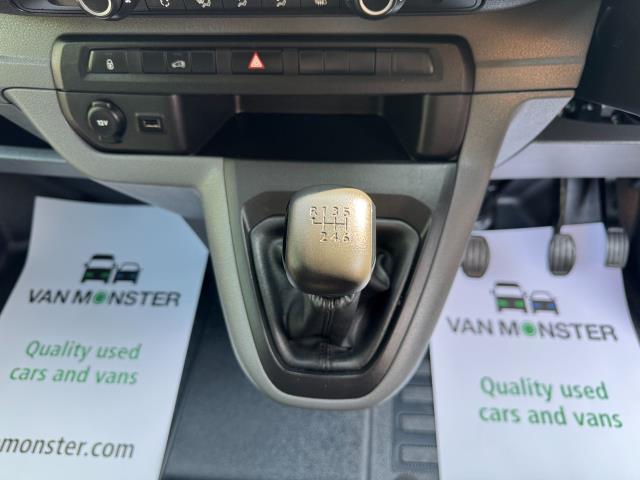 2021 Peugeot Expert 1400 2.0 Bluehdi 120 Professional Van (NU21WRD) Image 28
