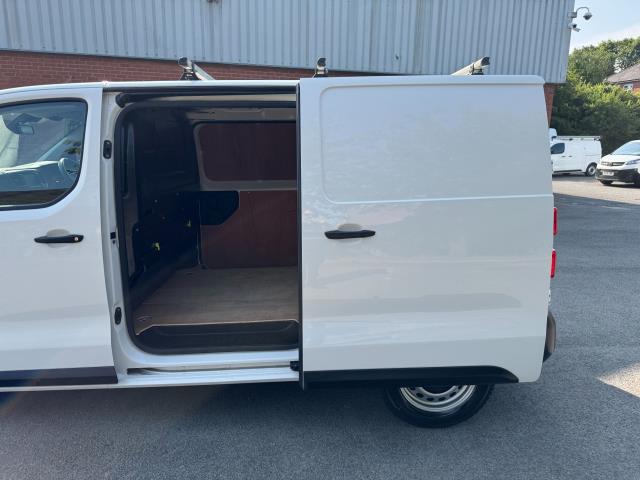 2021 Peugeot Expert 1400 2.0 Bluehdi 120 Professional Van (NU21WRD) Image 43