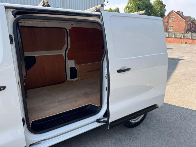 2021 Peugeot Expert 1400 2.0 Bluehdi 120 Professional Van (NU21WRD) Image 42