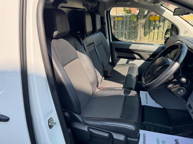 2021 Peugeot Expert 1400 2.0 Bluehdi 120 Professional Van (NU21WRD) Image 16