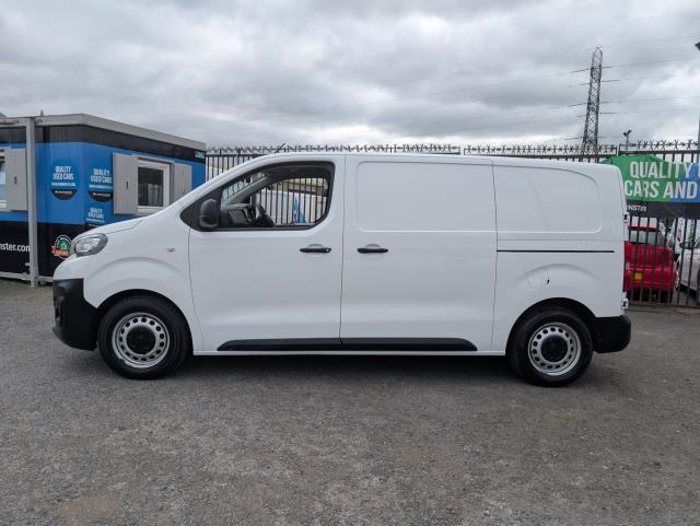 2021 Peugeot Expert 1000 1.5 Bluehdi 100 Professional Van (NU21WWG) Image 5