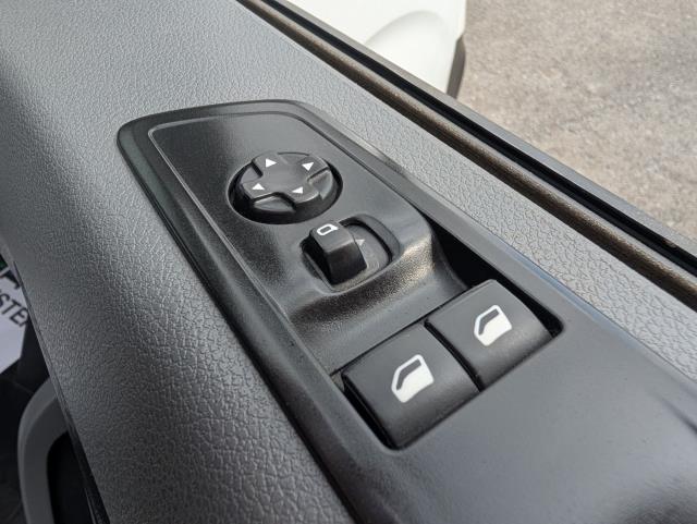 2021 Peugeot Expert 1000 1.5 Bluehdi 100 Professional Van (NU21WWG) Image 22