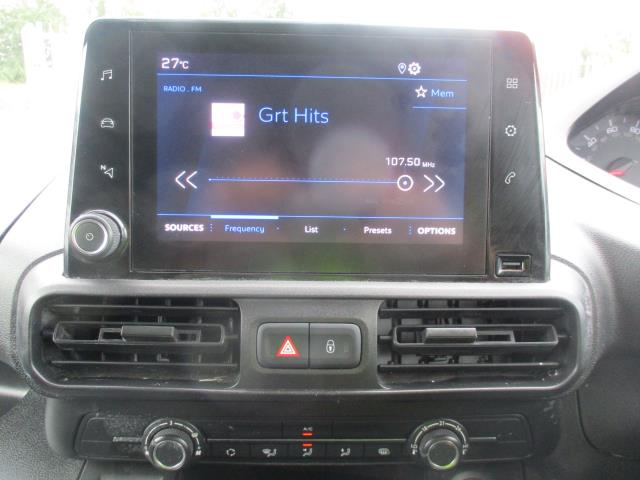 2021 Peugeot Partner 1000 1.5 Bluehdi 100 Professional Van (NU21YVG) Image 19
