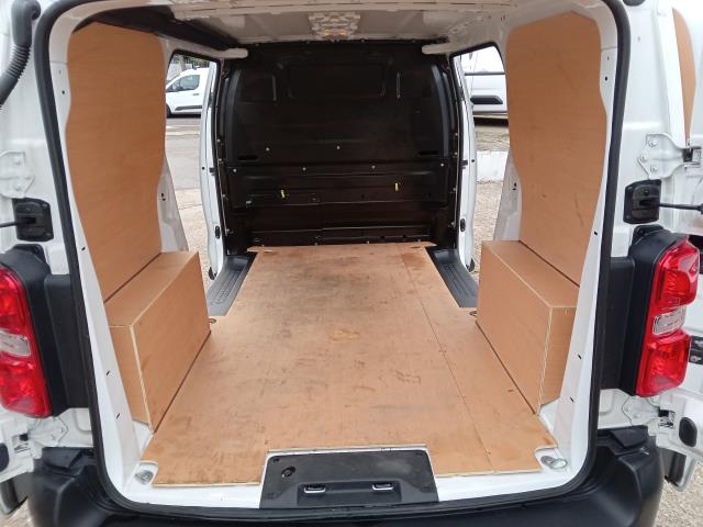2021 Peugeot Expert 1400 2.0 Bluehdi 120 Professional Van (NU21YWE) Image 14
