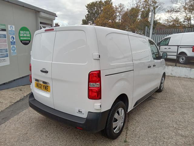 2021 Peugeot Expert 1400 2.0 Bluehdi 120 Professional Van (NU21YWE) Image 12