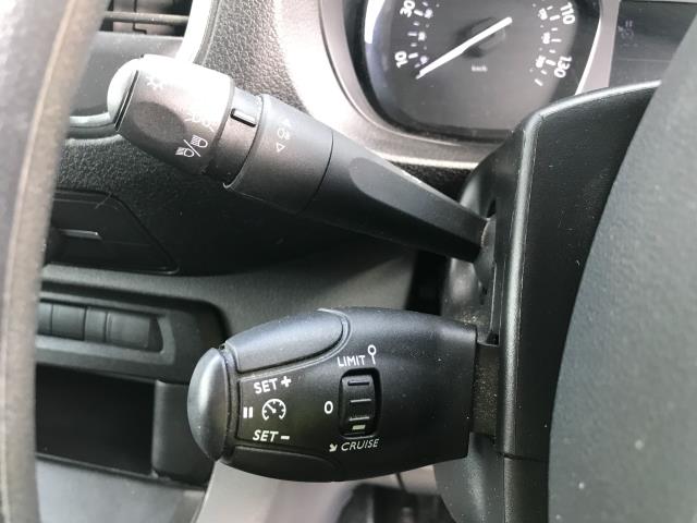 2021 Peugeot Expert 1400 2.0BLUE HDI 120PS PROFESSIONAL EURO 6 (NU21YXA) Image 32