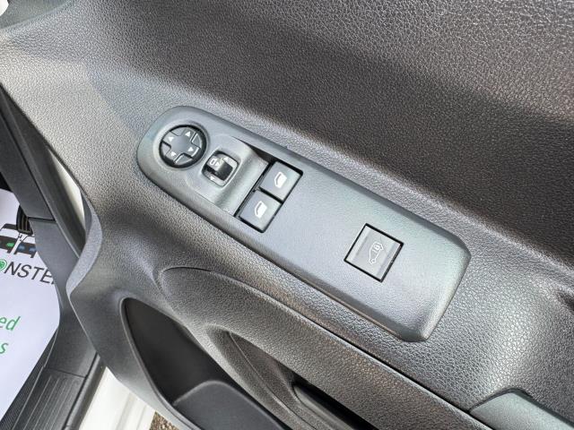 2021 Peugeot Partner 1000 1.5 Bluehdi 100 Professional Van Euro 6 (NU21YZV) Image 19