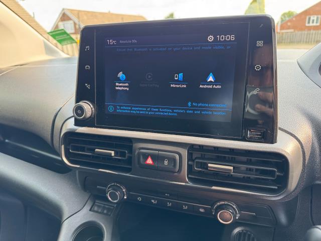 2021 Peugeot Partner 1000 1.5 Bluehdi 100 Professional Van Euro 6 (NU21YZV) Image 24