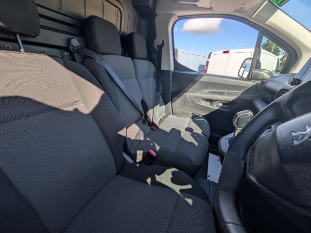 2021 Peugeot Partner 1000 1.5 Bluehdi 100 Professional Van (NU21ZBG) Image 15