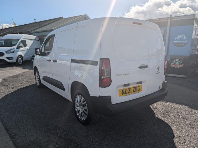 2021 Peugeot Partner 1000 1.5 Bluehdi 100 Professional Van (NU21ZBG) Image 8