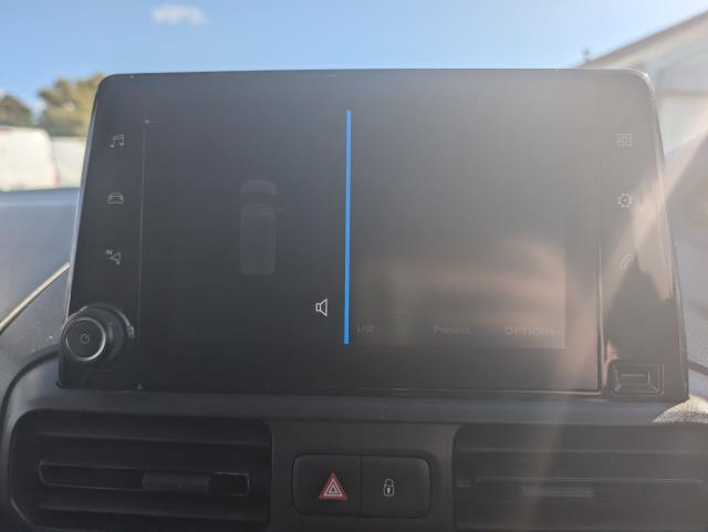 2021 Peugeot Partner 1000 1.5 Bluehdi 100 Professional Van (NU21ZBG) Image 22