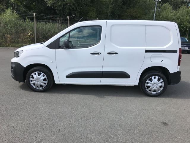 2021 Peugeot Partner 1000 1.5 Bluehdi 100 Professional Van (NU21ZBW) Image 4