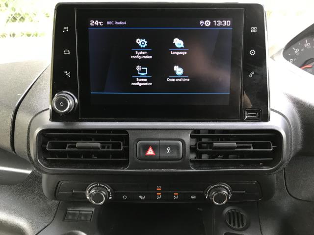 2021 Peugeot Partner 1000 1.5 Bluehdi 100 Professional Van (NU21ZBW) Image 22