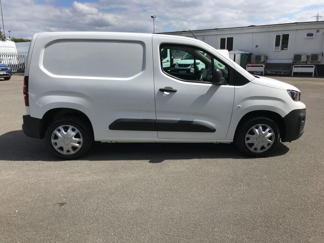 2021 Peugeot Partner 1000 1.5 Bluehdi 100 Professional Van (NU21ZBW) Image 12