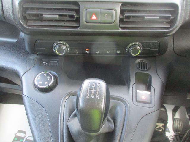 2021 Peugeot Partner 1000 1.5 Bluehdi 100 Grip Van (NU21ZCO) Image 22