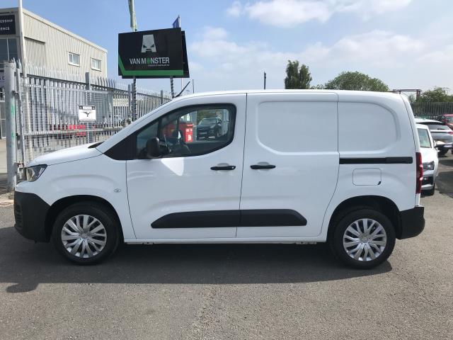 2021 Peugeot Partner L1 1000 1.5BLUE HDI 100PS PROFESSIONAL EURO 6 (NU21ZCV) Image 9
