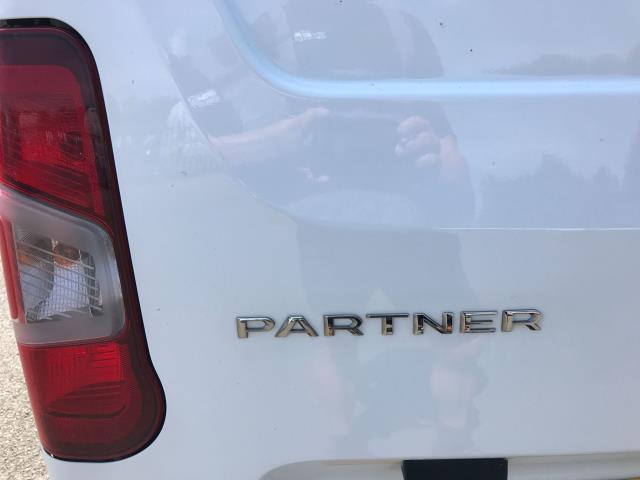2021 Peugeot Partner 1000 1.5 Bluehdi 100 Professional Van (NU21ZDX) Image 16