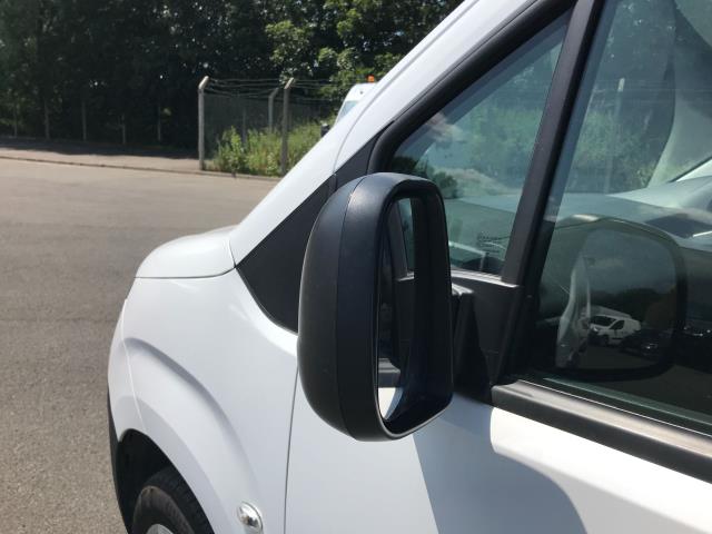 2021 Peugeot Partner 1000 1.5 Bluehdi 100 Professional Van (NU21ZDX) Image 15