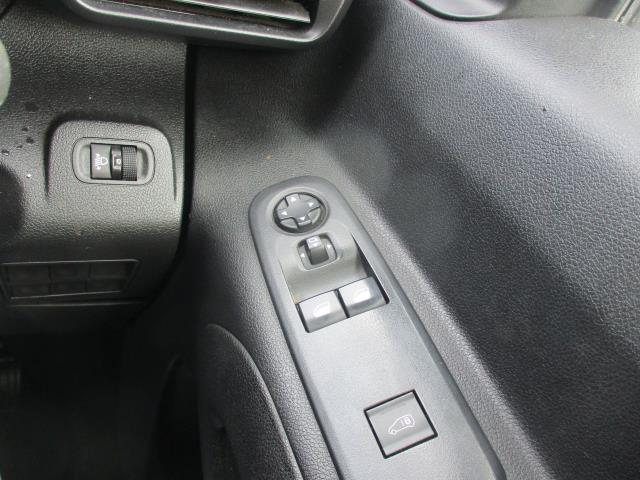 2021 Peugeot Partner 1000 1.5 Bluehdi 100 Professional Van (NU21ZFC) Image 17