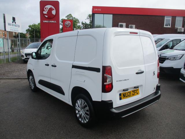 2021 Peugeot Partner 1000 1.5 Bluehdi 100 Professional Van (NU21ZFC) Image 7