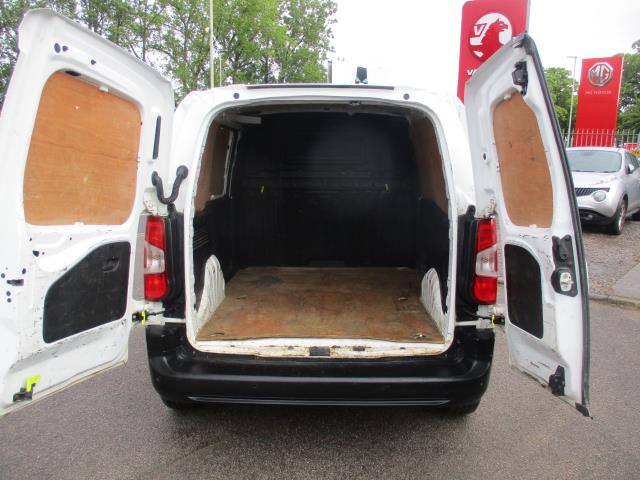 2021 Peugeot Partner 1000 1.5 Bluehdi 100 Professional Van (NU21ZFC) Image 29