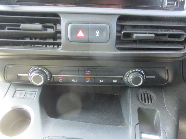 2021 Peugeot Partner 1000 1.5 Bluehdi 100 Professional Van (NU21ZFD) Image 22