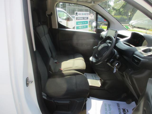 2021 Peugeot Partner 1000 1.5 Bluehdi 100 Professional Van (NU21ZFD) Image 12