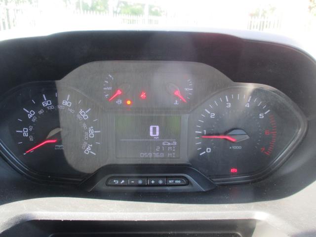 2021 Peugeot Partner 1000 1.5 Bluehdi 100 Professional Van (NU21ZFD) Image 13