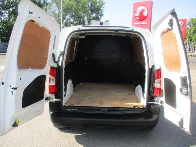 2021 Peugeot Partner 1000 1.5 Bluehdi 100 Professional Van (NU21ZFD) Image 29