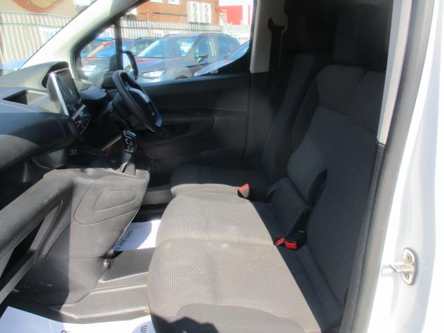 2021 Peugeot Partner 1000 1.5 Bluehdi 100 Professional Van (NU21ZFD) Image 26
