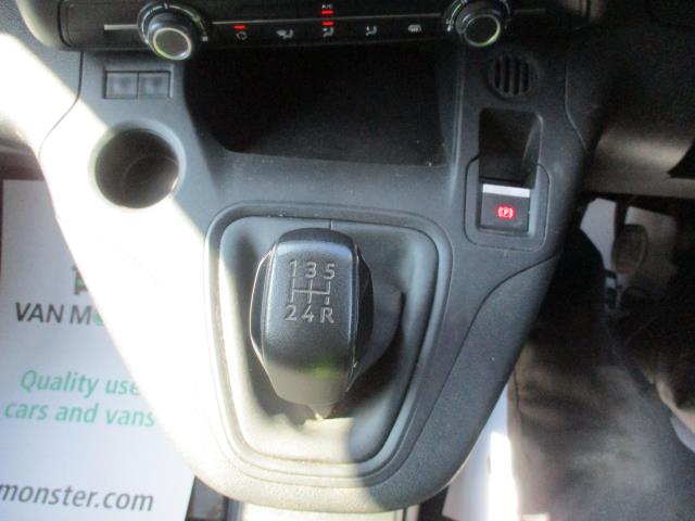 2021 Peugeot Partner 1000 1.5 Bluehdi 100 Professional Van (NU21ZFD) Image 23