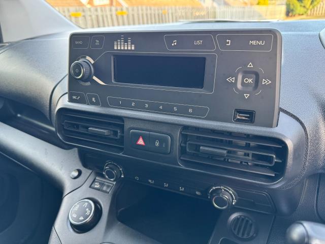 2021 Peugeot Partner 1000 1.5 Bluehdi 100 Grip Van (NU21ZHM) Image 23