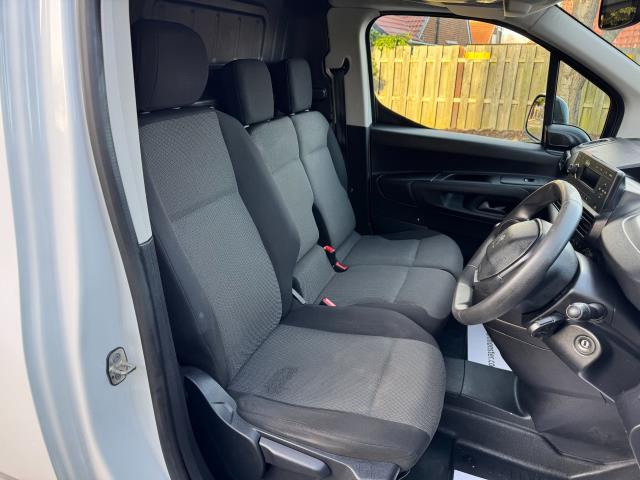 2021 Peugeot Partner 1000 1.5 Bluehdi 100 Grip Van (NU21ZHM) Image 16