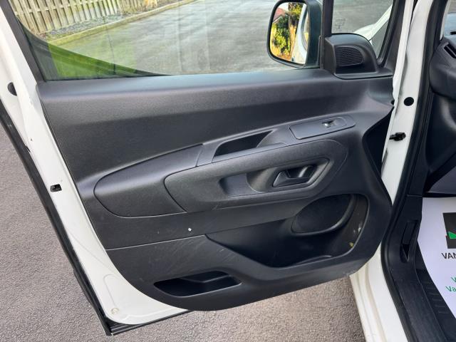 2021 Peugeot Partner 1000 1.5 Bluehdi 100 Grip Van (NU21ZHM) Image 35
