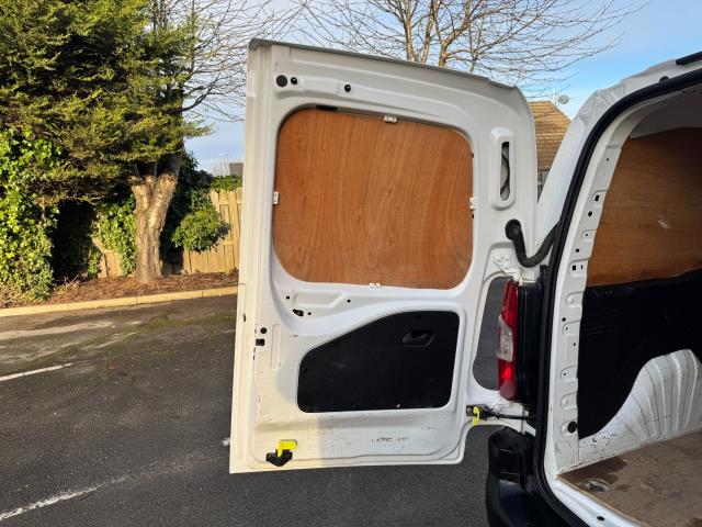 2021 Peugeot Partner 1000 1.5 Bluehdi 100 Grip Van (NU21ZHM) Image 50