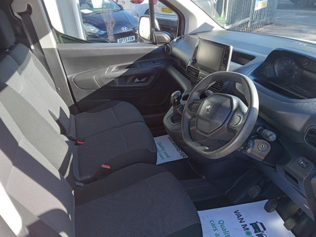 2021 Peugeot Partner 950 1.5 Bluehdi 100 L2 Professional Van (NU21ZKX) Image 22