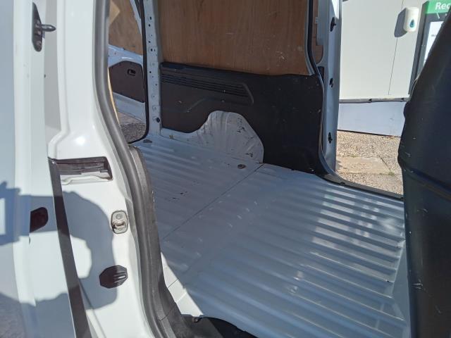 2021 Peugeot Partner 950 1.5 Bluehdi 100 L2 Professional Van (NU21ZKX) Image 16