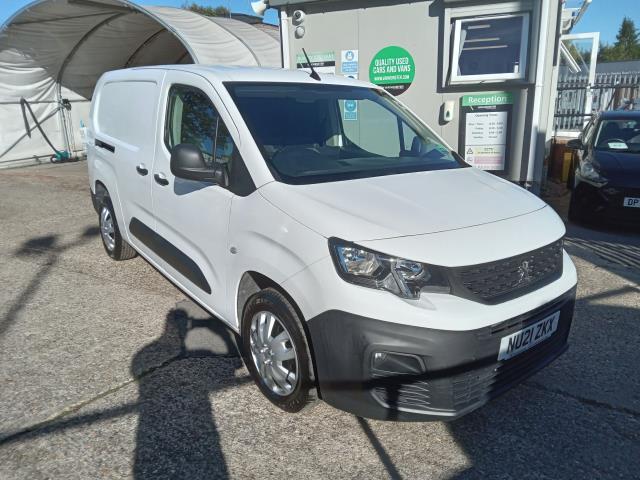 2021 Peugeot Partner 950 1.5 Bluehdi 100 L2 Professional Van (NU21ZKX) Image 2