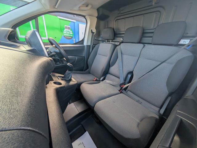 2021 Peugeot Partner 950 1.5 Bluehdi 100 Professional Van (NU21ZKZ) Image 17