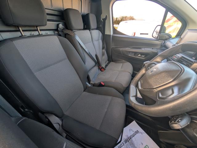 2021 Peugeot Partner 950 1.5 Bluehdi 100 Professional Van (NU21ZKZ) Image 18