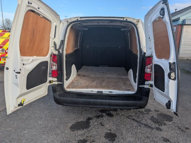 2021 Peugeot Partner 950 1.5 Bluehdi 100 Professional Van (NU21ZKZ) Image 12
