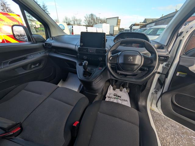 2021 Peugeot Partner 950 1.5 Bluehdi 100 Professional Van (NU21ZKZ) Image 19