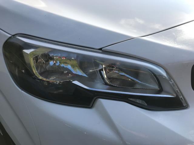 2022 Peugeot Expert 1400 2.0 Bluehdi 145 Professional Premium Van (NU22CZK) Image 15