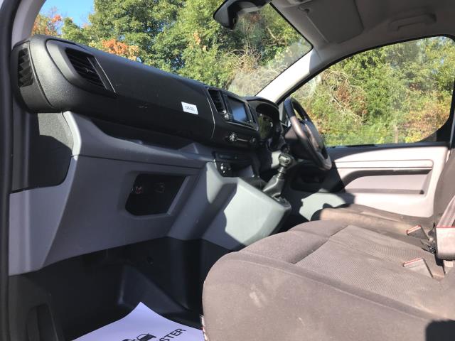 2022 Peugeot Expert 1400 2.0 Bluehdi 145 Professional Premium Van (NU22CZK) Image 20