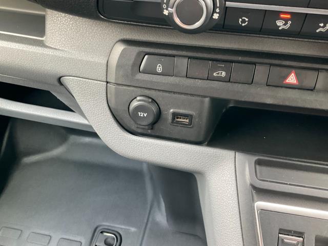 2022 Peugeot e-Expert 1000 100Kw 75Kwh Professional Premium Van Auto (NU22DFD) Image 27