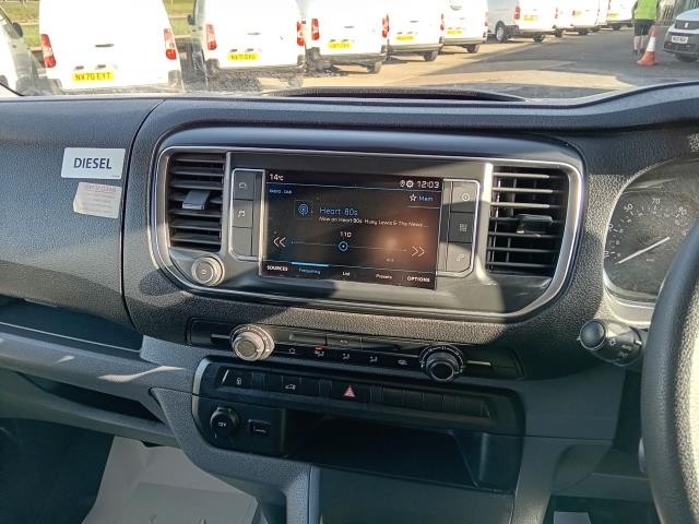 2022 Peugeot Expert 1400 2.0 Bluehdi 145 Professional Premium Van (NU22DHG) Image 32