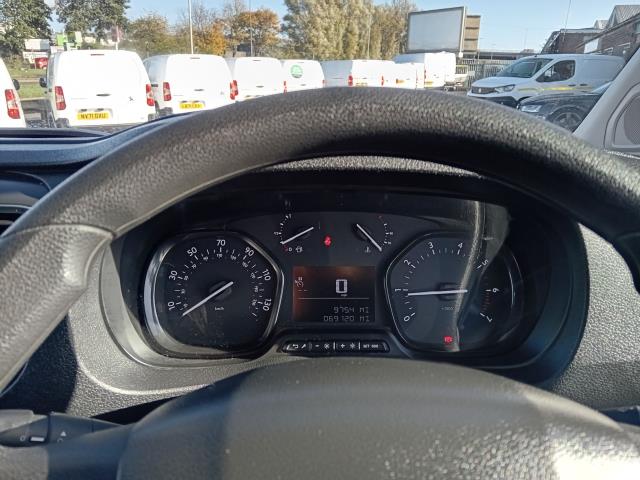 2022 Peugeot Expert 1400 2.0 Bluehdi 145 Professional Premium Van (NU22DHG) Image 30