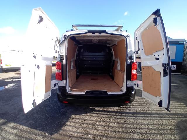 2022 Peugeot Expert 1400 2.0 Bluehdi 145 Professional Premium Van (NU22DHG) Image 23